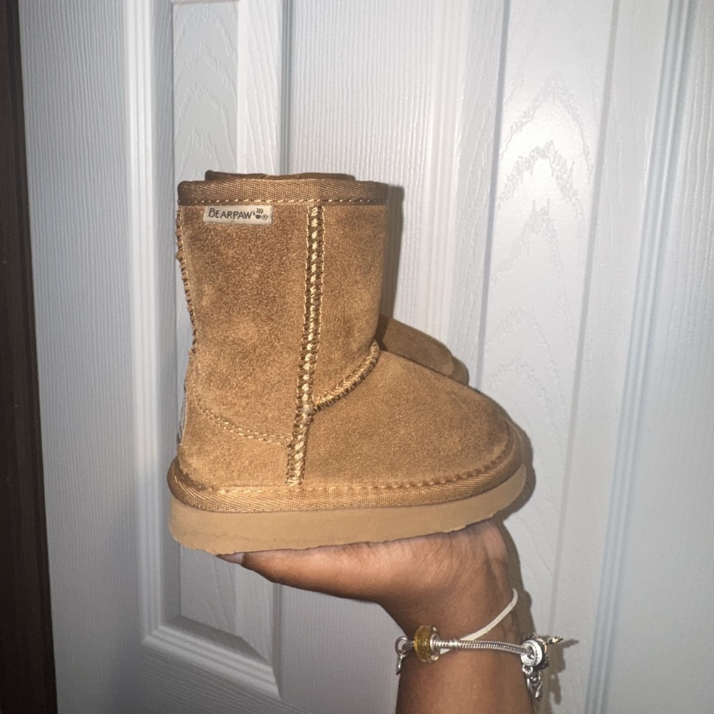 BearPaw Classic Brown Boots